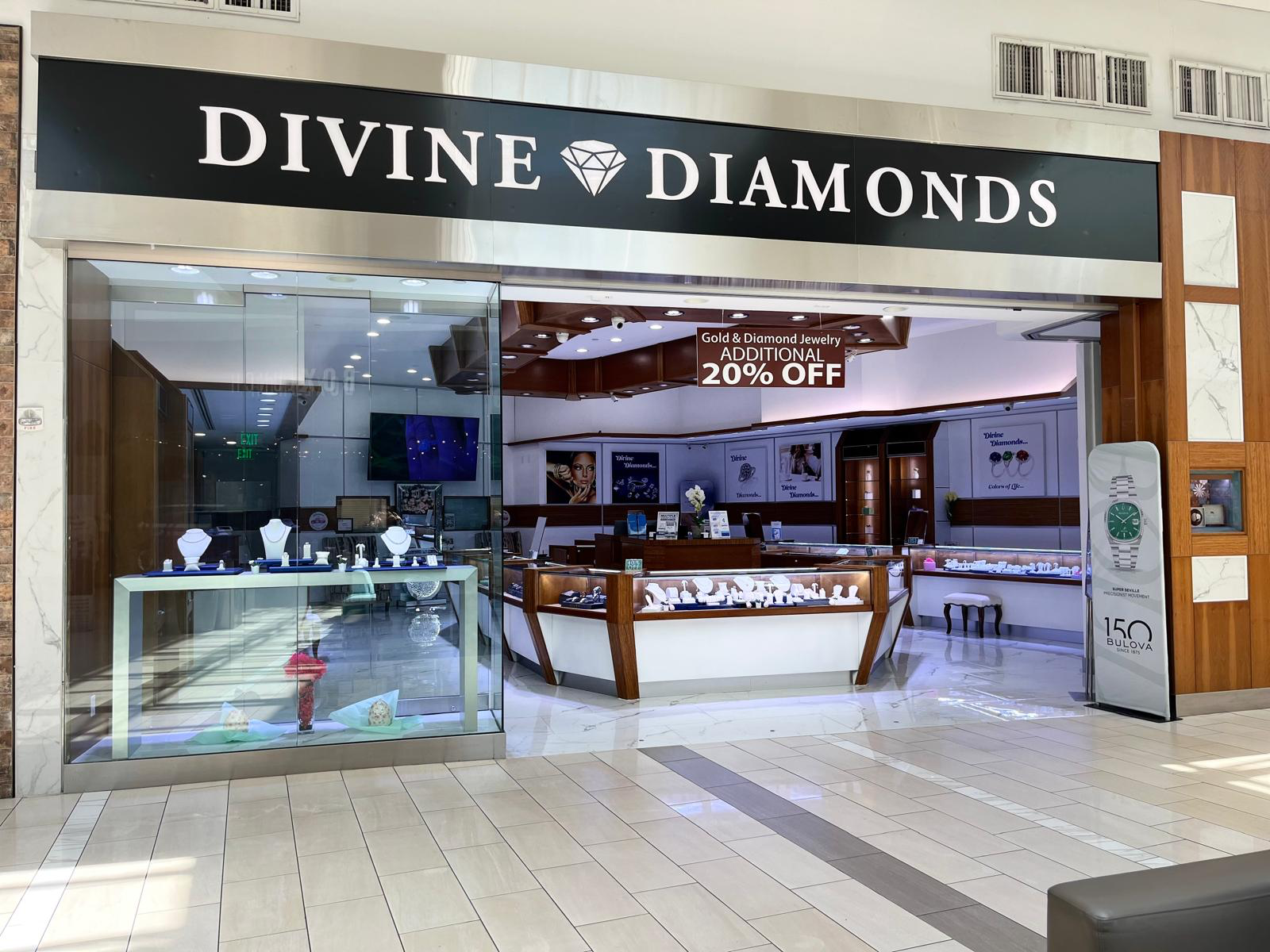 Divine Diamonds storefront at Florida Mall